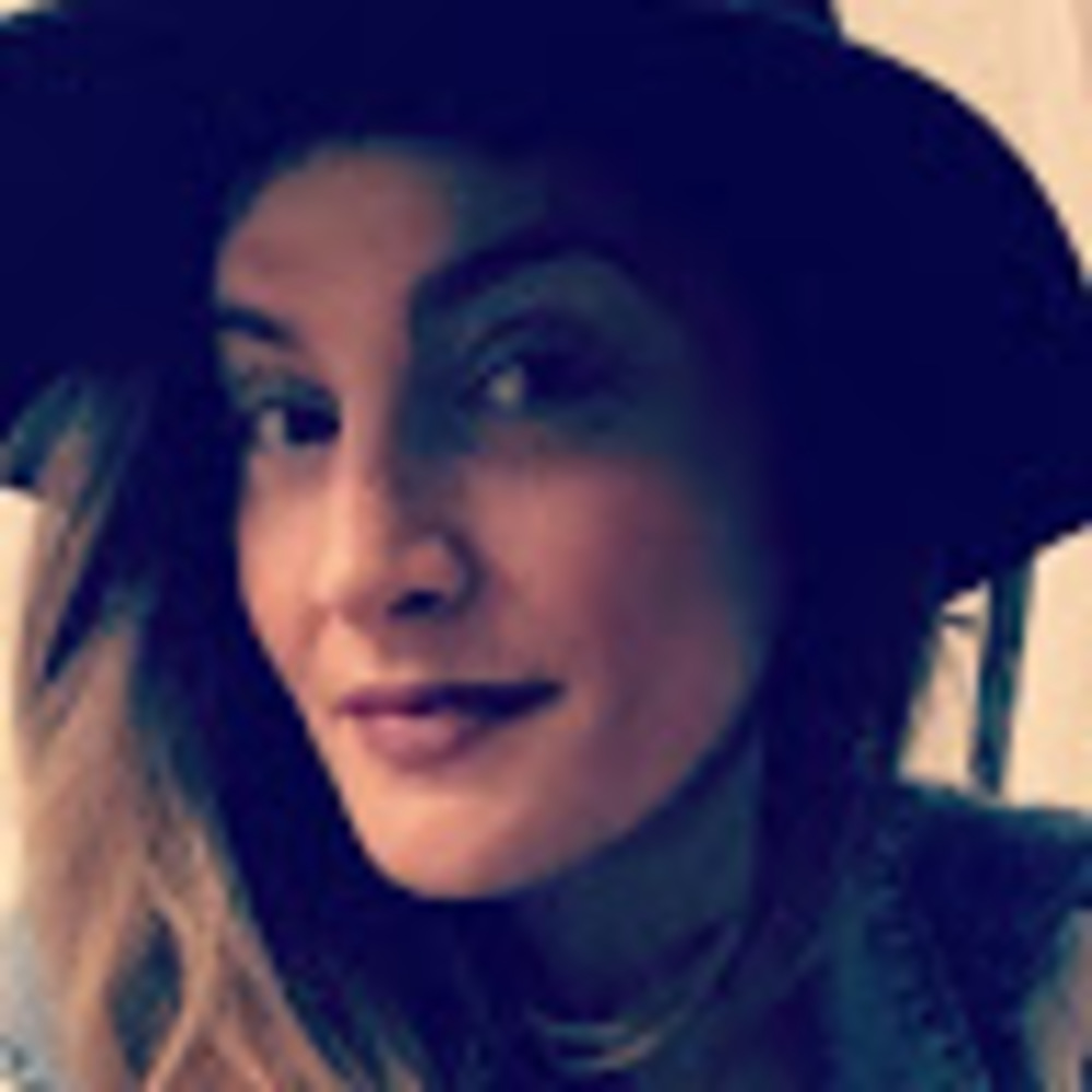 Meet your Posher, Carla